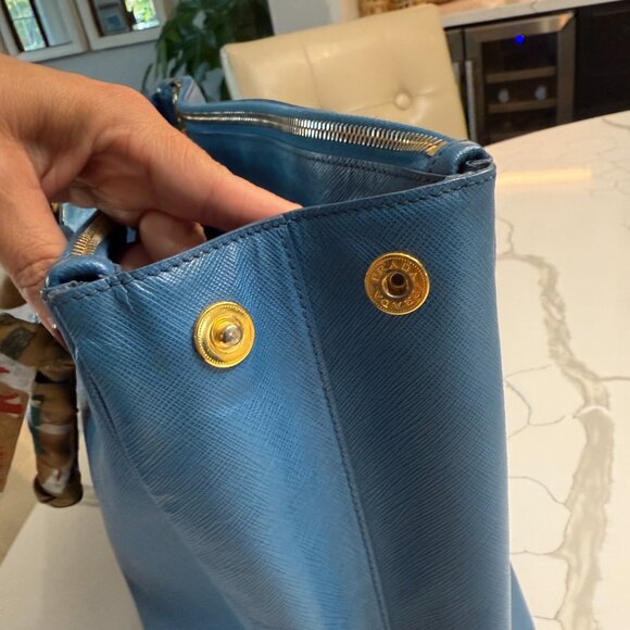 Prada Saffiano Leather Medium Galleria Double Zip Tote - Picture 8 of 10